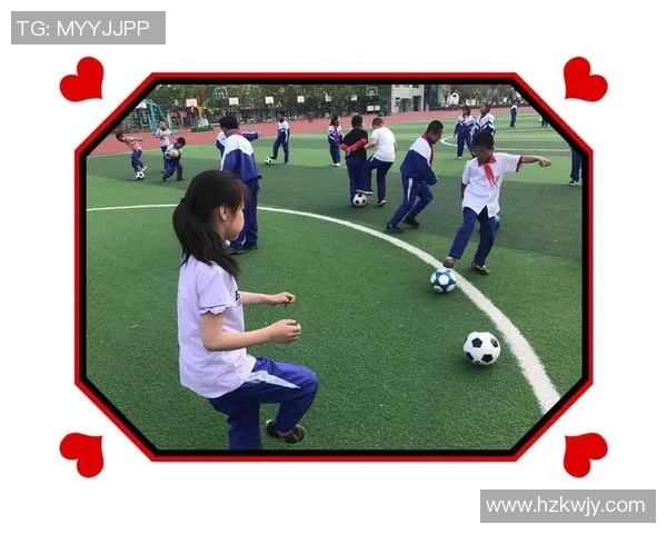 足球泰拳的完美结合探索运动的激情与力量之美 足球泰拳的完美结合探索运动的激情与力量之美